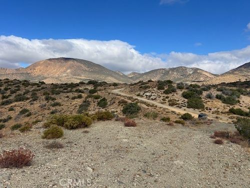  Sun View Drive, Tehachapi, CA, 93561 | Card Image