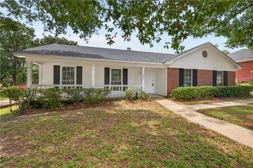 3804 Medford Dr E, Mobile, AL, 36693-5066 | Card Image