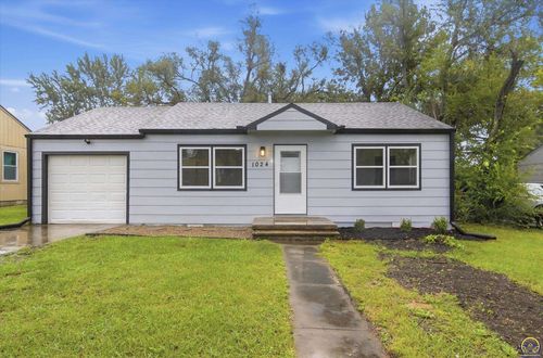 1024 Se 33rd Ter, Topeka, KS, 66605-2625 | Card Image