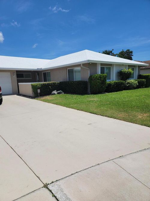 27 Vista Del Rio, Boynton Beach, FL, 33426-8823 | Card Image
