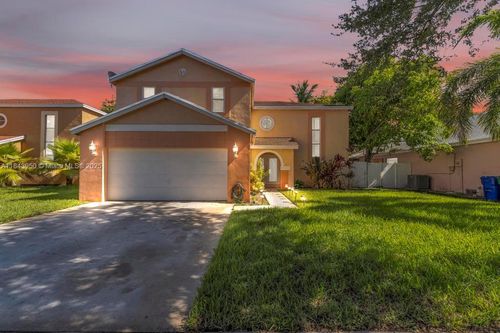 9500 Atlantic St, Miramar, FL, 33025-4252 | Card Image