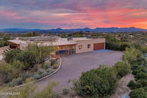 4975 N Camino Esplendora, Tucson, AZ, 85718-6222 | Card Image