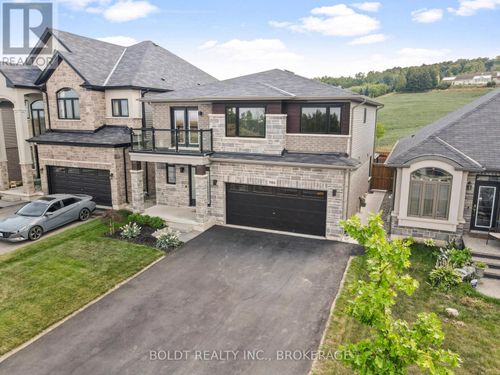 3980 Highland Park Dr, Beamsville, ON, L3J0T1 | Card Image