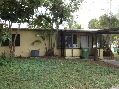 82 Tortuga Rd, Palm Springs, FL, 33461-2836 | Card Image