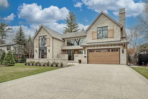 3093 Princess Blvd, Burlington, ON, L7N1G3 | Card Image