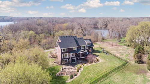 79 Apple Orchard Rd, Dellwood, MN, 55110-1211 | Card Image