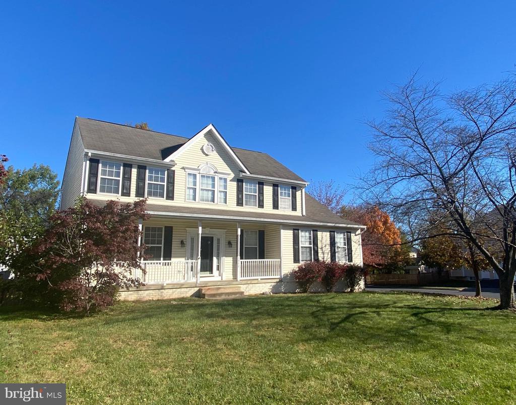 Maple Ct, Louisville, CO 80027