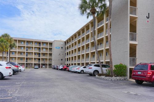 312-3607 Lake Bayshore Dr, BRADENTON, FL, 34205-5131 | Card Image