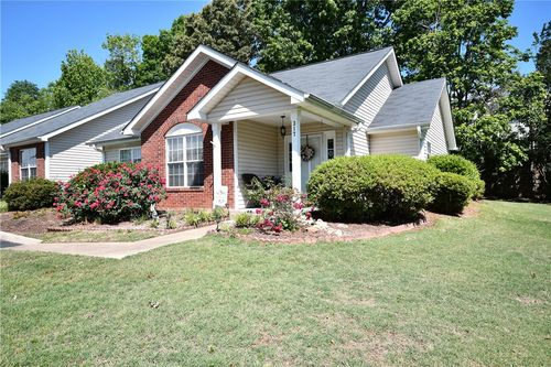 317 Woodruff Park Ln, Simpsonville, SC, 29681-7269 | Card Image