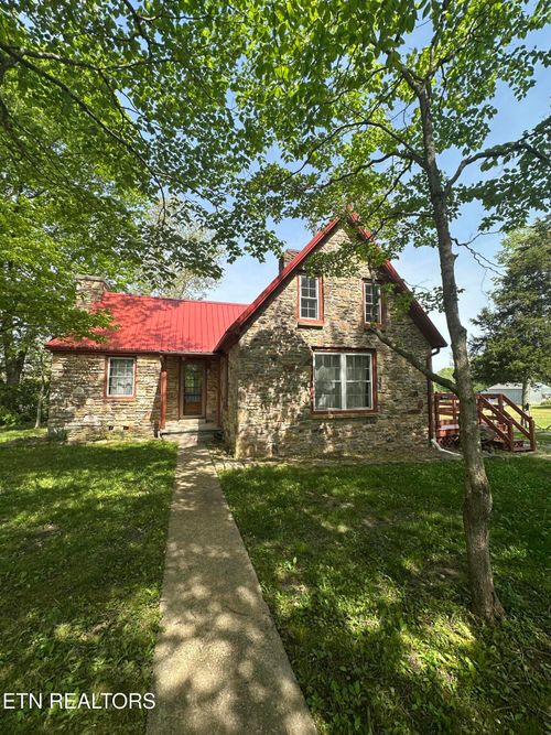 93 Pigeon Ridge Rd, Crossville, TN, 38555-0177 | Card Image