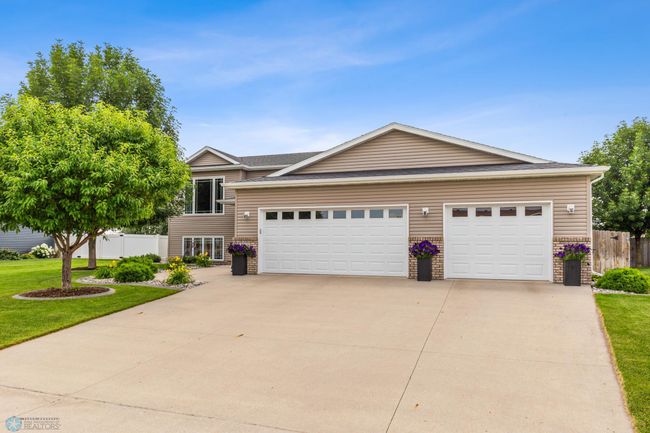 Garage Exterior | Image 36