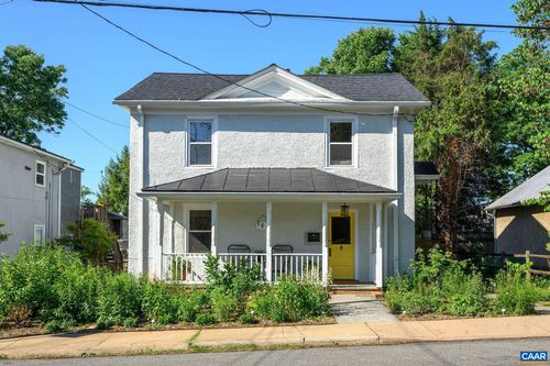 704 Blenheim Ave, CHARLOTTESVILLE, VA, 22902-6162 | Card Image