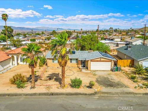 5567 Baileya Ave, 29 Palms, CA, 92277-1321 | Card Image