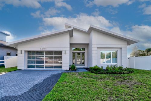 5206 Fern Row Ln, TAMPA, FL, 33611-5677 | Card Image