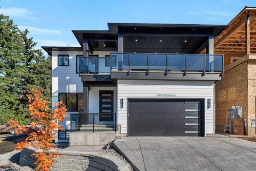 1680A Mckenzie Rd, Abbotsford, BC, V2S8J6 | Card Image