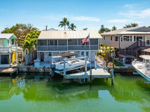 565 Coconut Ave, GOODLAND, FL, 34140 | Card Image
