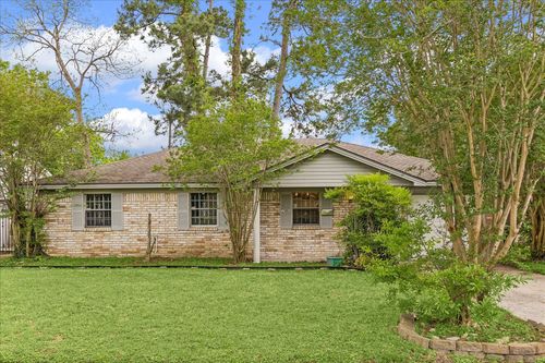 7714 Sterlingshire St, Houston, TX, 77016-3944 | Card Image
