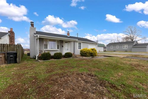 2112 Merriwether St, Cape Girardeau, MO, 63703-5807 | Card Image