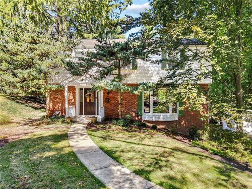 21 Oak Glen Dr, Oakmont, PA, 15139-1231 | Card Image