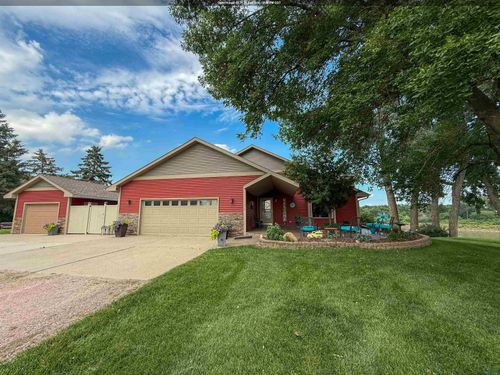 502 Pine St, Dakota City, NE, 68731-4028 | Card Image