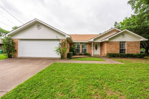 515 S Pearl St, Kemp, TX, 75143-3203 | Card Image