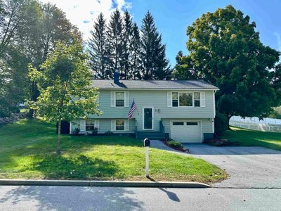 8 Catherine Drive, House other with 3 bedrooms, 1 bathrooms and null parking in Rutland City VT | Image 3