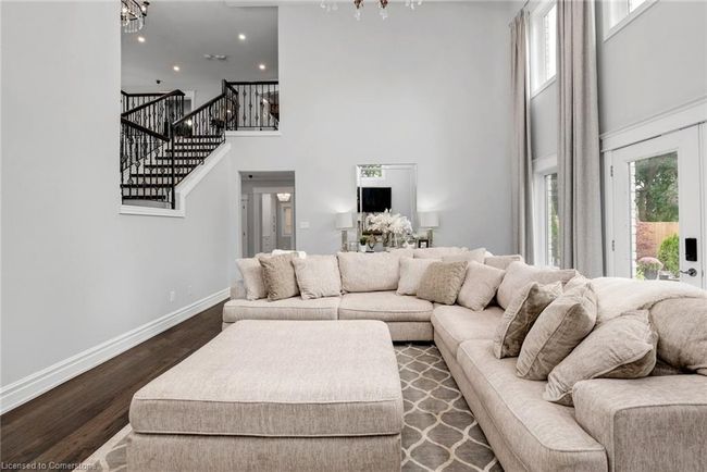 435 Country Club Dr, House other with 5 bedrooms, 5 bathrooms and 4 parking in Windsor ON | Image 9