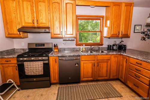 4898 Mount Morris Rd, Columbiaville, MI, 48421-8972 | Card Image