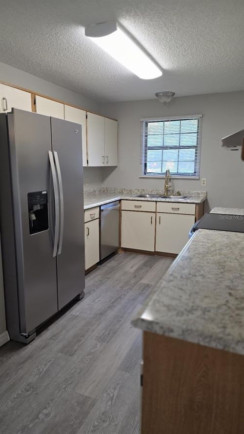 24 Wellside Ln, Palm Coast, FL, 32164-7844 | Card Image