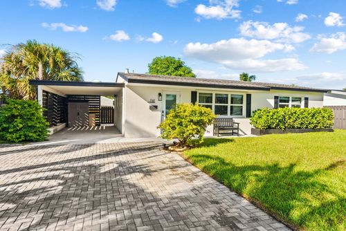 5 Se 11th St, Deerfield Beach, FL, 33441-6613 | Card Image