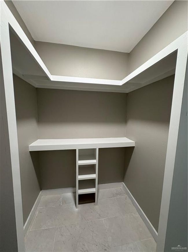 APT-3 - 206 S Ridge Ln, Condo with 2 bedrooms, 2 bathrooms and 2 parking in San Juan TX | Image 12