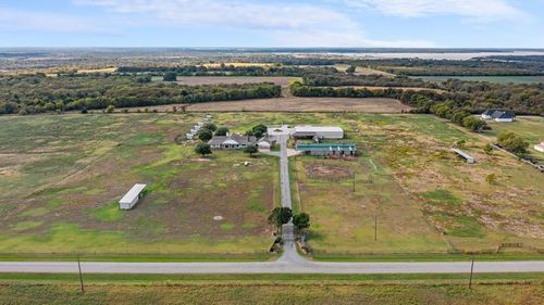 1671 Terry Ln, Sherman, TX, 75092-5868 | Card Image