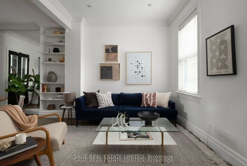 438 Sumach St, Toronto, ON, M4X1V7 | Card Image