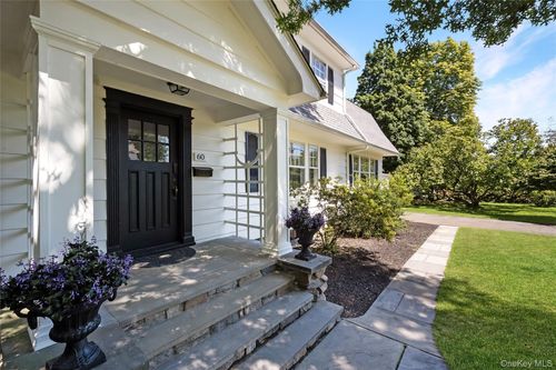 60 Aberfoyle Rd, New Rochelle, NY, 10804-3624 | Card Image