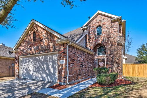 2000 Webb Dr, Mckinney, TX, 75072-8807 | Card Image