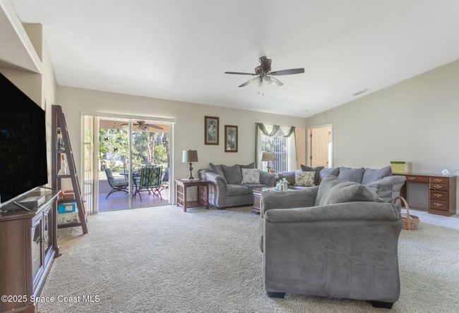 Family Room | Image 5