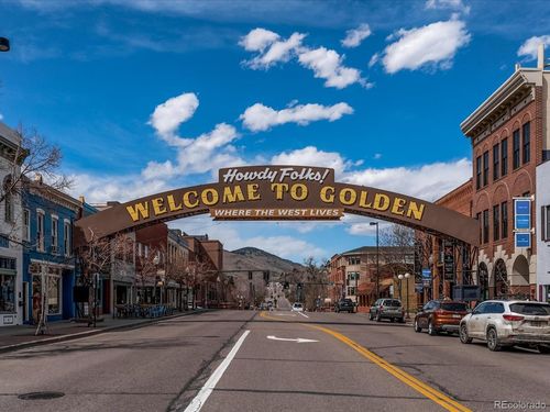 201-601 Cheyenne St, Golden, CO, 80403-2459 | Card Image