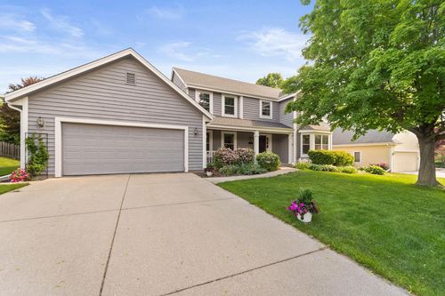N31W7262 Lincoln Boulevard, Cedarburg, WI, 53012 | Card Image