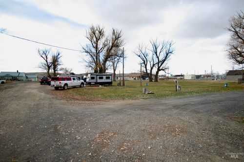 501 Swisher Ave, Jordan Valley, OR, 97910-2038 | Card Image