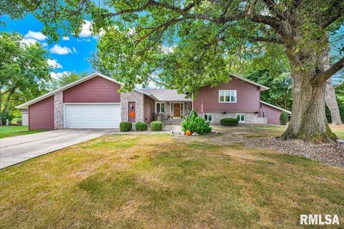 111 Ivy Ln, Knoxville, IL, 61448-1023 | Card Image