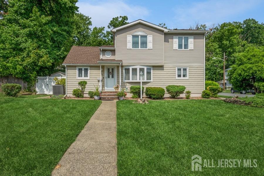 Star St, Iselin, NJ 08830