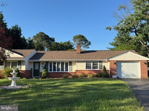 24109 Doreen Dr, GAITHERSBURG, MD, 20882-3001 | Card Image