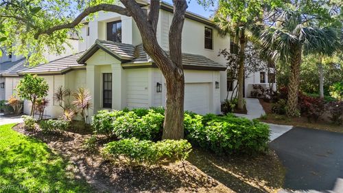 apt-102-27021 Oakwood Lake Dr, BONITA SPRINGS, FL, 34134-1698 | Card Image