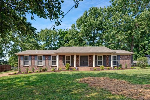 512 Saint Paul Ct, Hermitage, TN, 37076-1556 | Card Image