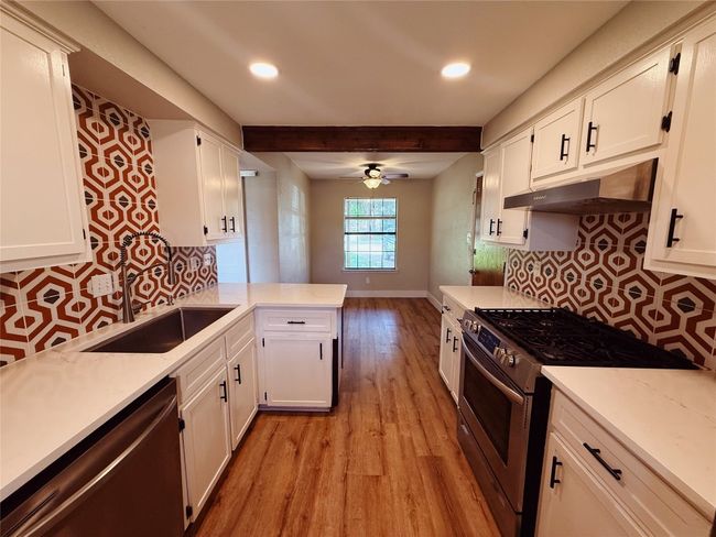 1711 Ryon Ln, House other with 3 bedrooms, 3 bathrooms and null parking in Round Rock TX | Image 7