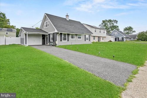 17 Ballad Ln, Willingboro, NJ, 08046-1605 | Card Image