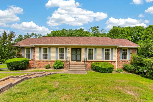 6064 Port Anadarko Trl, Hermitage, TN, 37076-3152 | Card Image