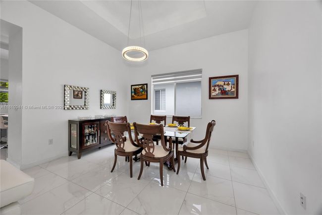 15037 Sw 174 Th St, House other with 4 bedrooms, 4 bathrooms and null parking in Miami FL | Image 10