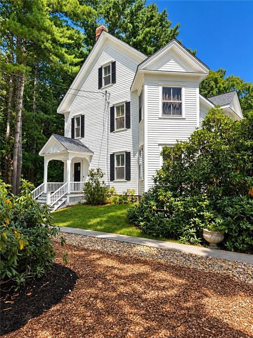 43 Upland Road, Sharon, MA, 02067 | Card Image