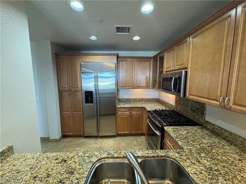 2206-2240 Village Walk Dr, Henderson, NV, 89052-7801 | Card Image